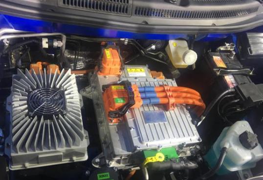 늄�(d��ng)܇(ch��)늿�ϵ�y(t��ng)�øߜع���z